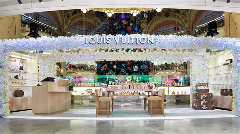 louis vuitton paris galeries lafayette foto|louis vuitton paris.